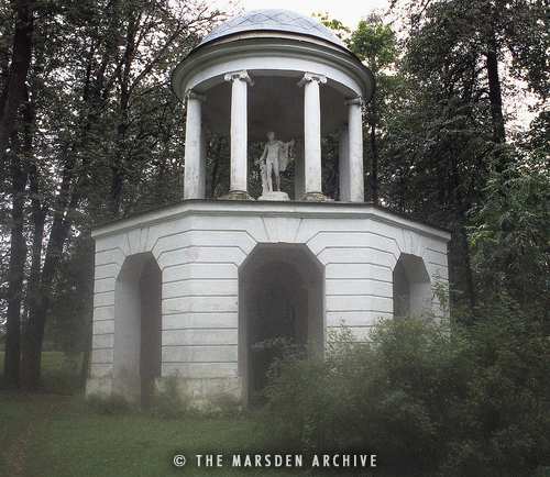 Rotunda & Statue of Apollo, Marfino Estate, Lobnya, Moscow District, Russia (MA-RU-184)