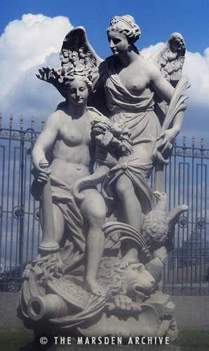 Statue, the Summer Garden, St Petersburg, Russia (MA-RU-200)