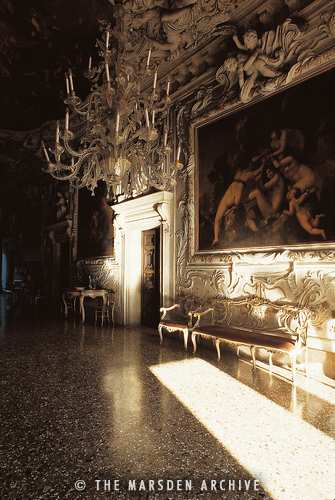 The Portego, Palazzo Albrizzi, Venice, Italy (MA-VE-118)